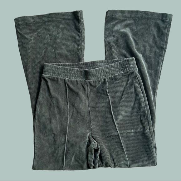 aerie Pants - NWOT Aerie Groove-On Rib Velour Flare Pants